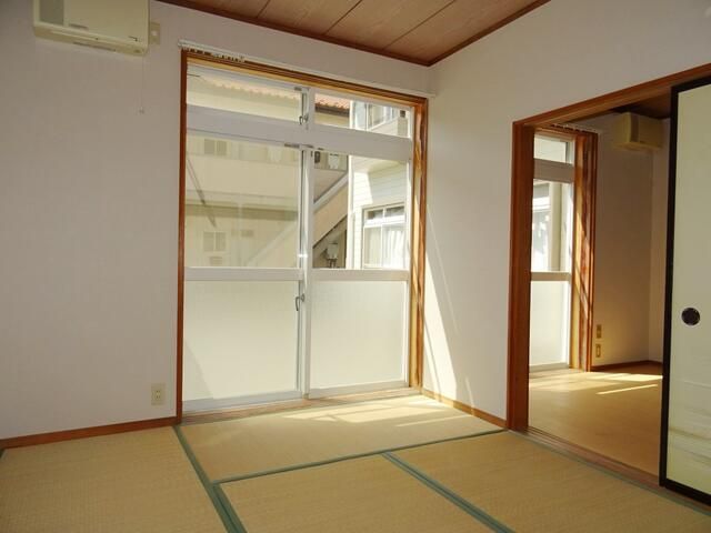 2DK Apartment for Rent in Ishinomaki, Miyagi - 41.41m² - Thumbnail 4