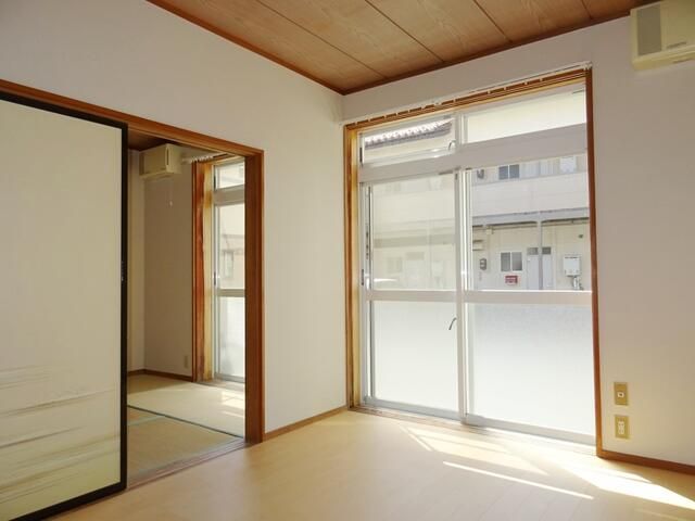 2DK Apartment for Rent in Ishinomaki, Miyagi - 41.41m² - Thumbnail 3