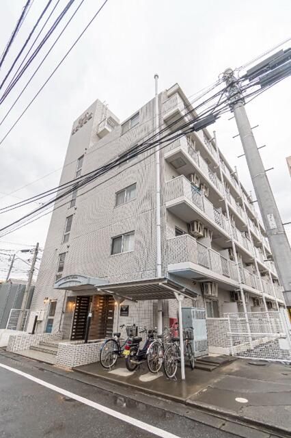 1K Apartment for Rent in Hino, Tokyo - 17.75 sqm - Thumbnail 4