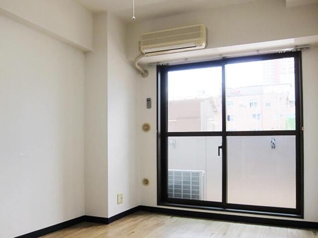 Viale Urawa Apartment for Sale Near Urawa Station, Saitama - Thumbnail 3