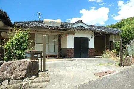 Farmhouse with Land in Aki-Takata, Hiroshima | Historic Area - Thumbnail 2