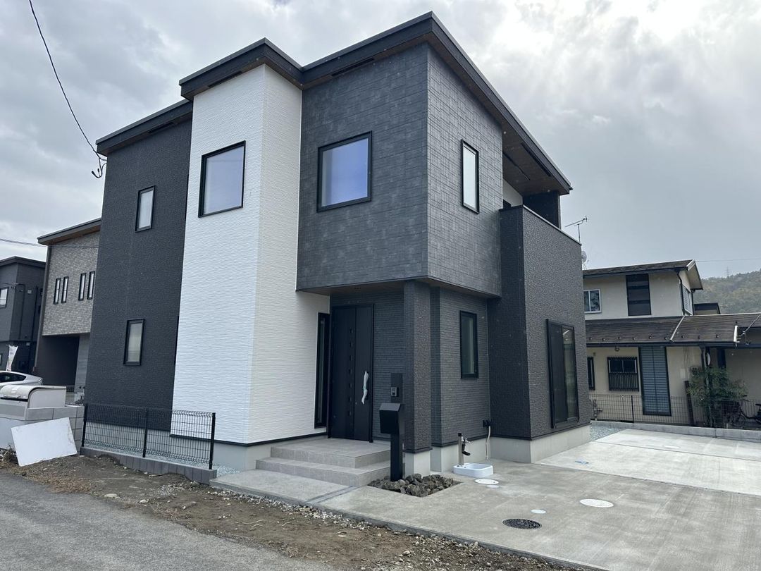 New 4LDK House in Sendai's Aoba Ward | 2025 Build | 3 Car Parking - Thumbnail 2