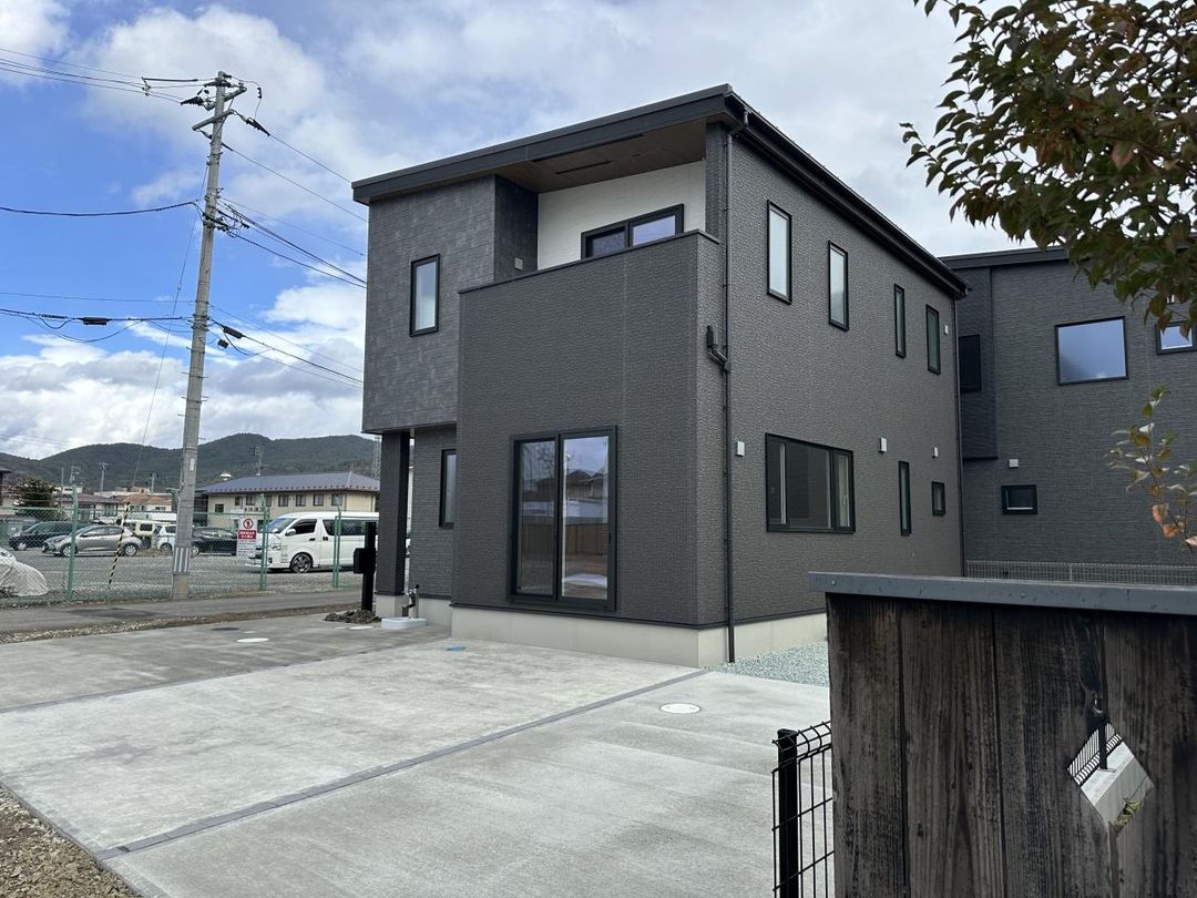 New 4LDK House in Sendai's Aoba Ward | 2025 Build | 3 Car Parking - Main Image