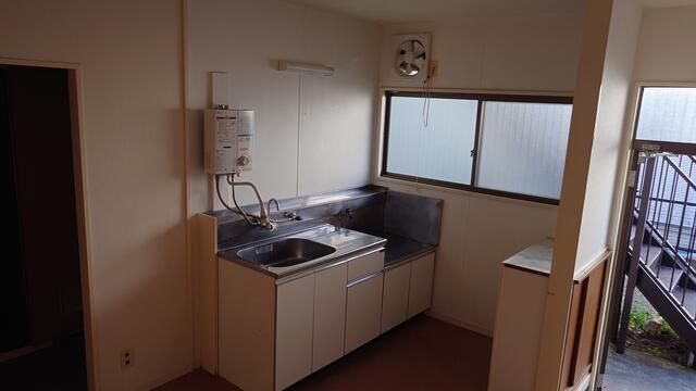 3DK Apartment for Rent in Kami-Nagaya, Yokohama - Thumbnail 3
