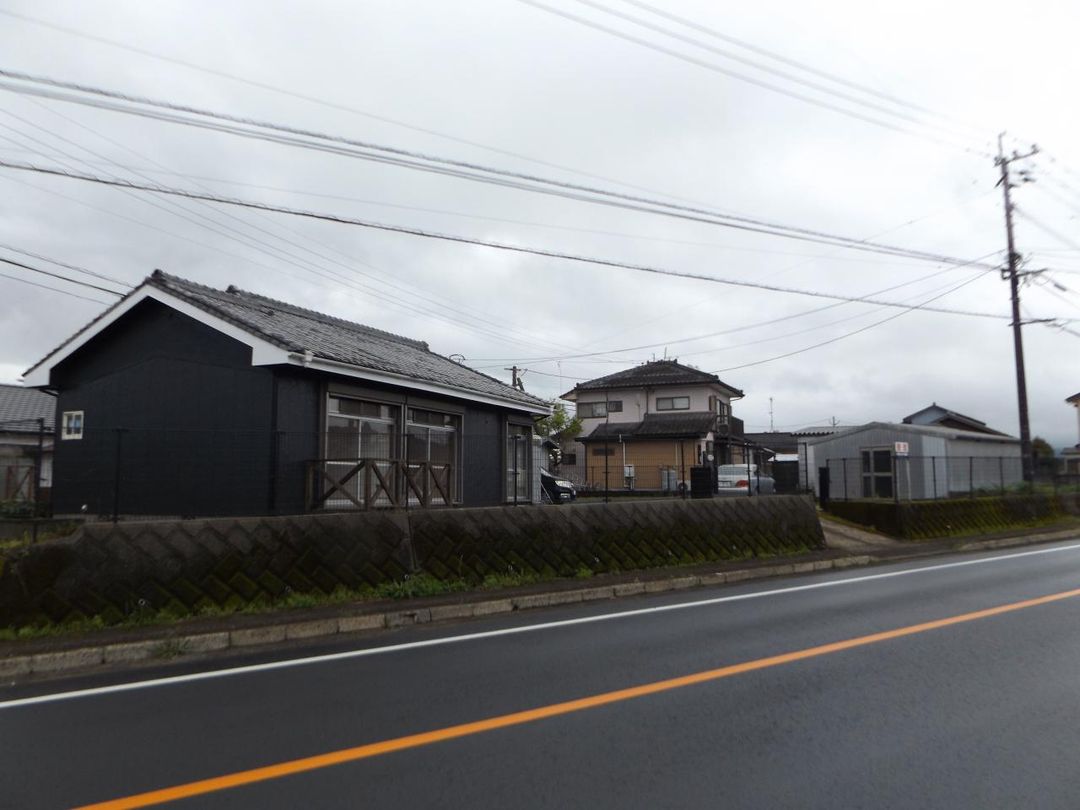 1968 3DK House on 599 sqm Land in Miyakonojo, Miyazaki - Thumbnail 2