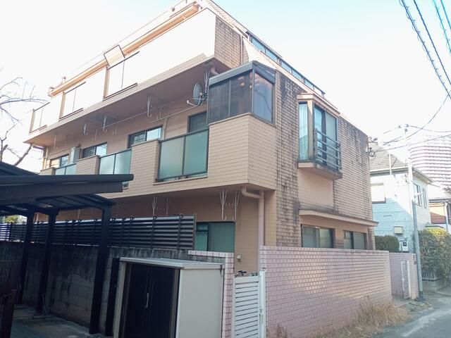3-Story RC Apartment Building in Shinjuku, Tokyo - Thumbnail 2