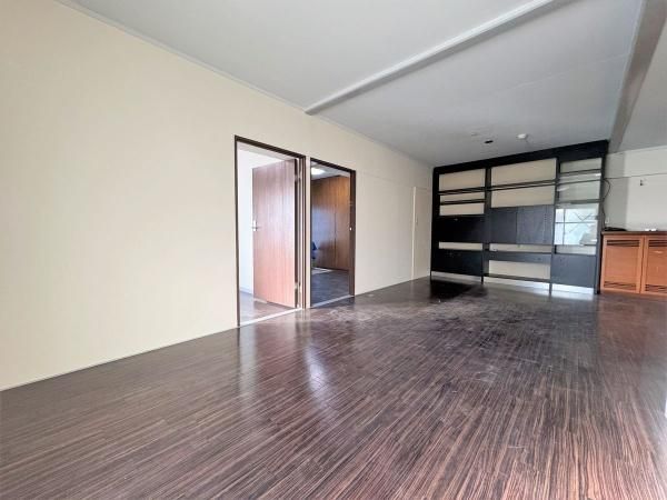 2LDK Apartment for Sale in Bunkyo, Tokyo - 70.4 sqm - Thumbnail 2
