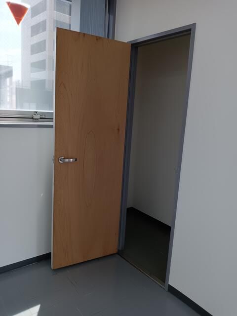 Office Space for Rent in Atsugi, Kanagawa - 131.96 sqm - Thumbnail 4