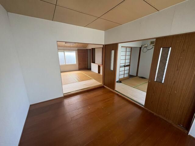 4LDK House for Sale in Kutchan, Hokkaido with 369 sqm Land - Thumbnail 2