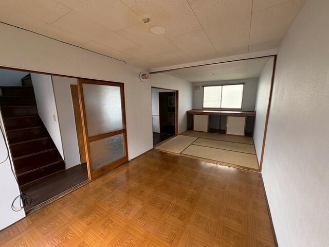4LDK House for Sale in Kutchan, Hokkaido with 369 sqm Land - Thumbnail 3
