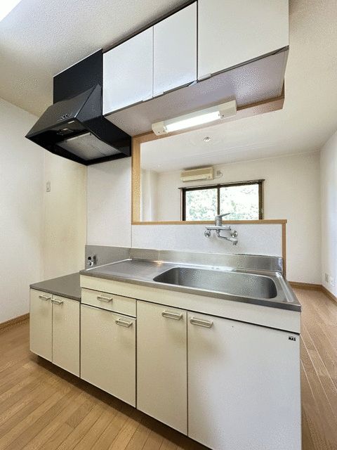 2LDK Apartment for Rent in Tsuru, Yamanashi - Near Tanokura Station - Thumbnail 3