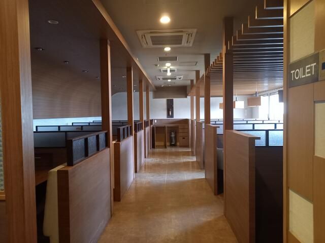 Restaurant-Ready Commercial Building for Lease in Tomakomai - Thumbnail 4