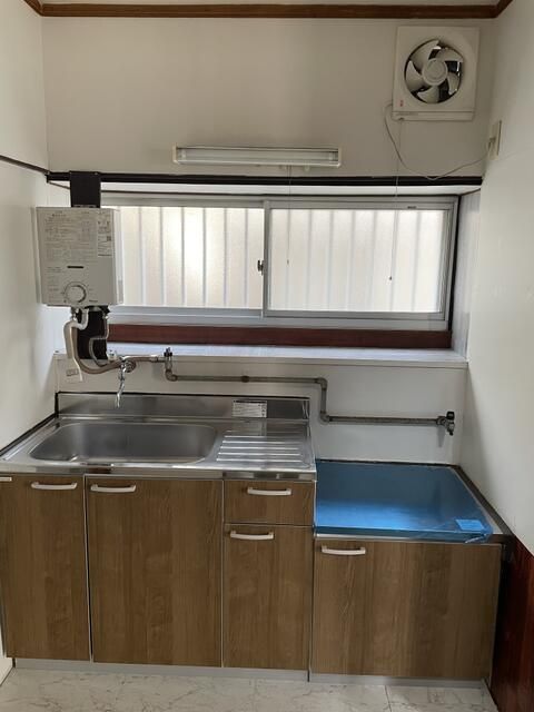 2K Wooden House for Rent in Higashikurume, Tokyo - Thumbnail 3