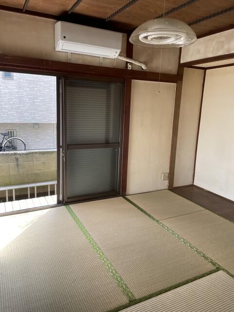 2K Wooden House for Rent in Higashikurume, Tokyo - Thumbnail 4