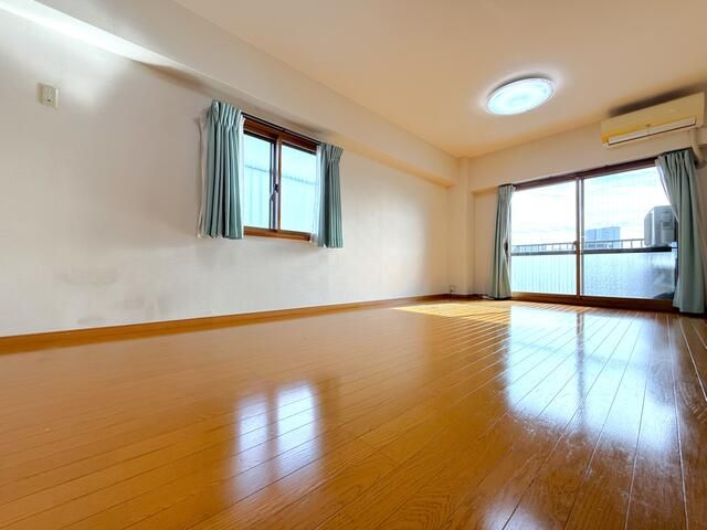 3SLDK Apartment for Sale in Kanazawa, Ishikawa - 78 sqm - Thumbnail 4