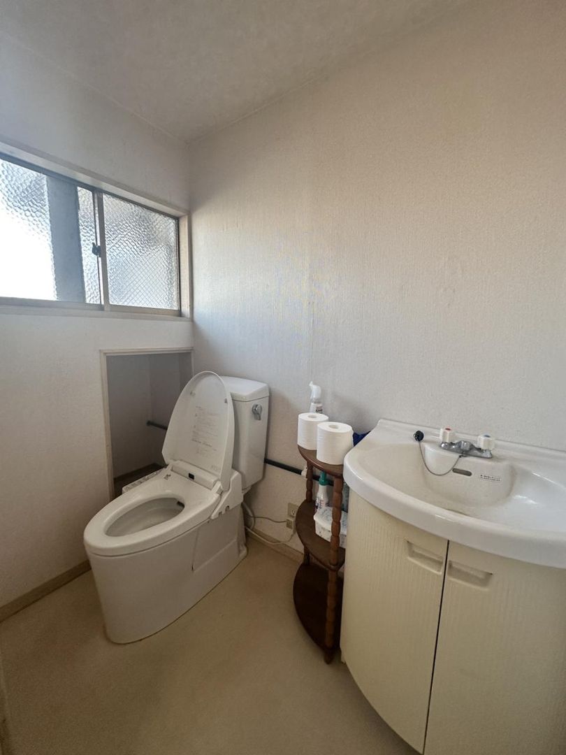 3LDK Detached House for Sale in Miyakonojo, Miyazaki - Thumbnail 4