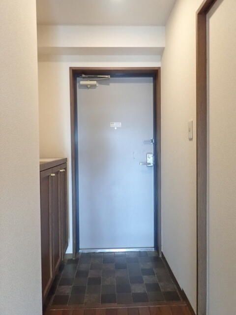 3DK Apartment for Rent in Akishima, Tokyo - 58.5 sqm - Thumbnail 2