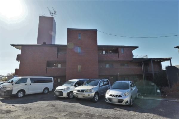 2SLDK Apartment for Sale in Yokohama's Tama-Plaza - Thumbnail 2
