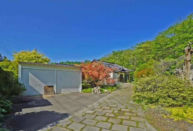 Large 6DK House on 1759 sqm Land in Hokuto, Yamanashi - Thumbnail 4