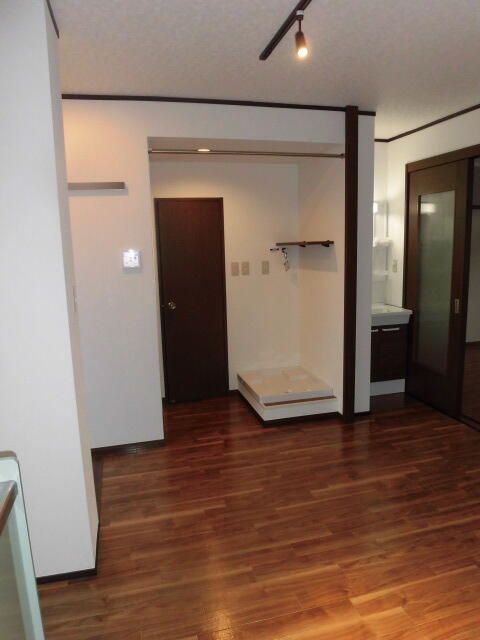 2DK Apartment for Rent in Samukawa, Kanagawa - Thumbnail 4