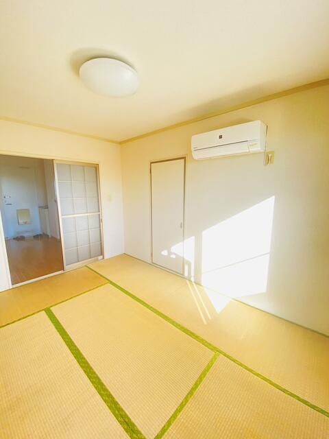 Riverside Heights 3DK Apartment for Rent in Ichihara, Chiba - Thumbnail 3