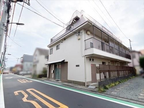 1986 Apartment Building for Sale in Kokubunji, Tokyo - 11 Units - Image 1
