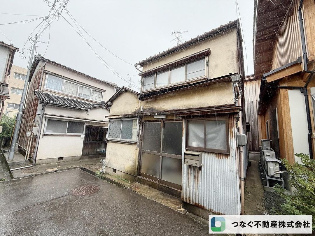 Character 4K House in Kanazawa's Enkoji District - Image 7