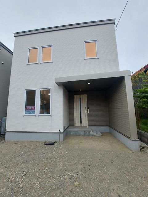 2024 Built 4-Bedroom House in Sapporo's Kiyota Ward - Thumbnail 2