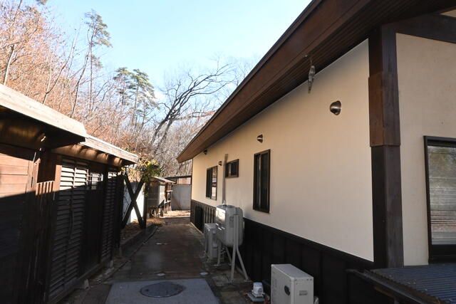 3LDK Wooden House for Sale in Hokuto City, Yamanashi - Thumbnail 3