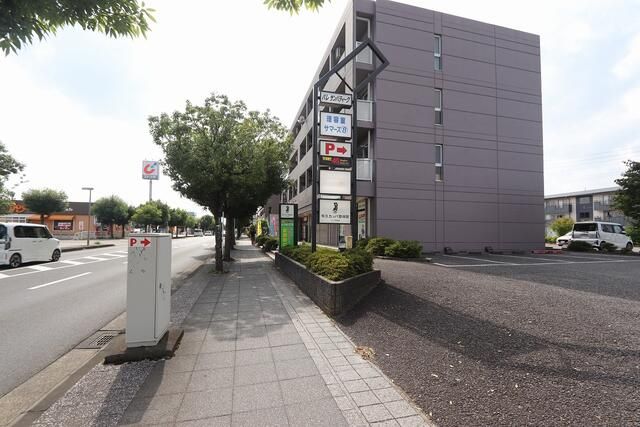 Shop/Office for Rent in Tsukuba, Ibaraki - 63.4 sqm, Free Parking - Thumbnail 2