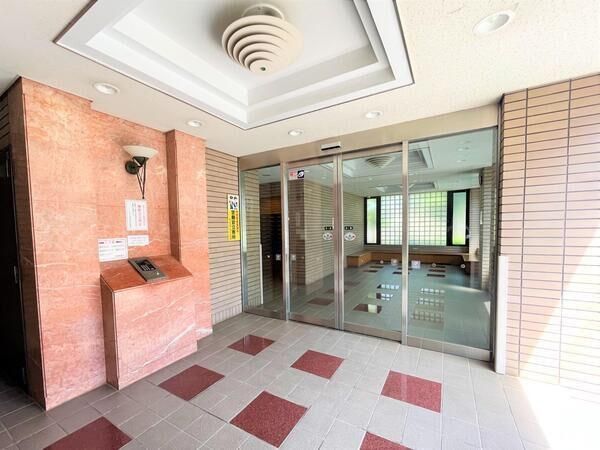 2LDK Used Condominium in Minami-ku, Saitama City for Sale - Thumbnail 3