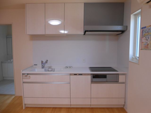 3-Year-Old 2LDK House with Geothermal Heating in Yukuhashi - Image 29