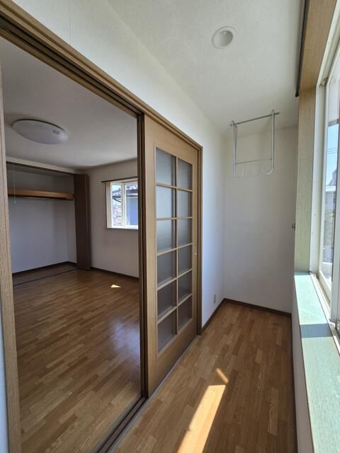 2LDK Apartment for Rent in Komatsu, Ishikawa - 65.62 sqm - Thumbnail 4