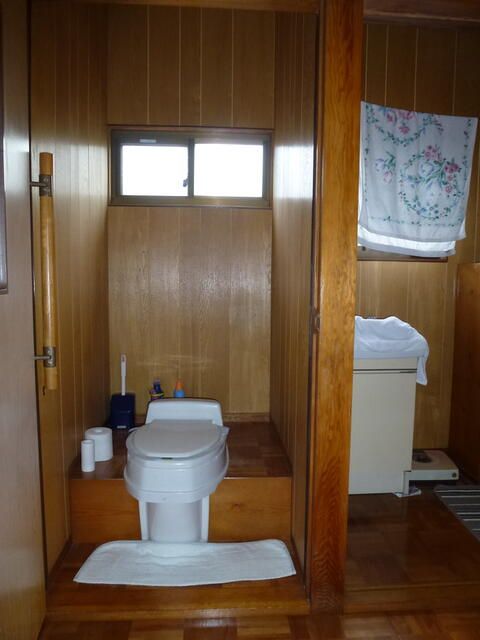 Rural Nagano Property with Main House, Separate Building & Farmland - Image 22