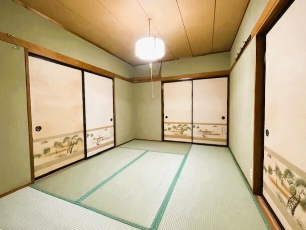 5LDK House for Sale in Fuji, Shizuoka with Free Parking - Thumbnail 3
