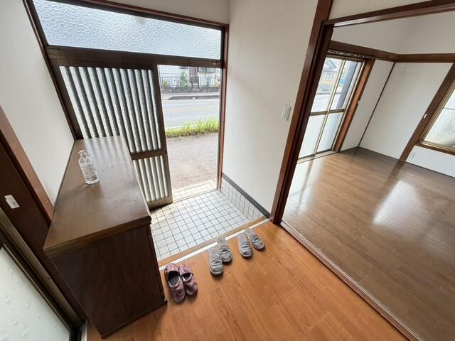 2-Storey Wooden Building for Rent in Ryugasaki, Ibaraki - Thumbnail 3