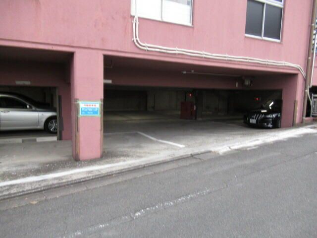 Sunflower Todoroki Parking Lot for Sale in Setagaya, Tokyo - Thumbnail 4