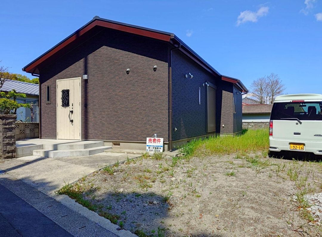 Renovated 2LDK House on Corner Lot in Shimabara, Nagasaki - Thumbnail 2