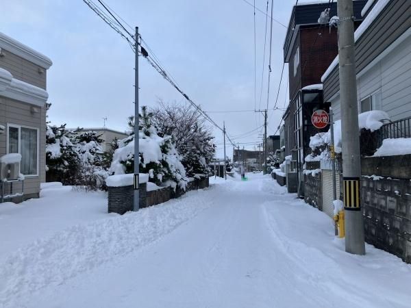 5LDK Detached House on 386sqm Corner Lot in Sapporo's Minami Ward - Thumbnail 4