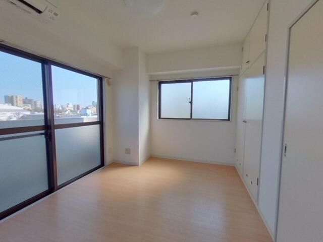 2DK Apartment for Rent in Sumida-ku, Tokyo - 44.68m² - Thumbnail 3