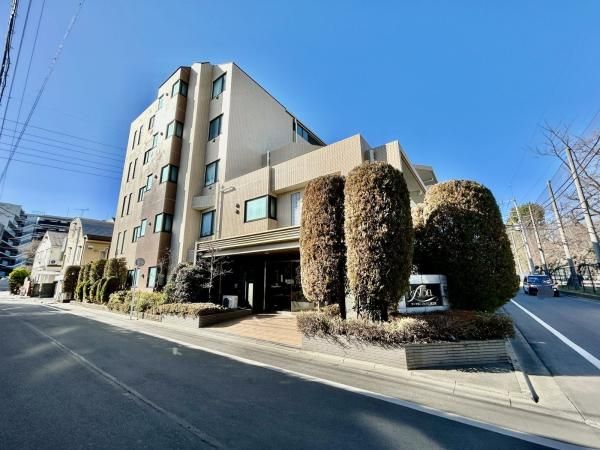 3LDK Apartment for Sale in Kunitachi, Tokyo | 80.64 sqm - Thumbnail 2