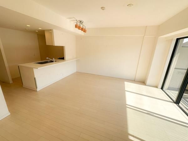 3LDK Apartment for Sale in Kunitachi, Tokyo | 80.64 sqm - Thumbnail 3