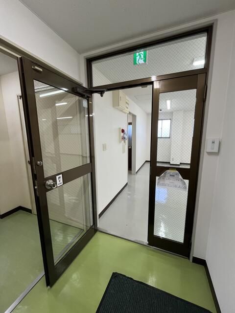Office for Rent in Funabashi Chiba 150 sqm - Thumbnail 2