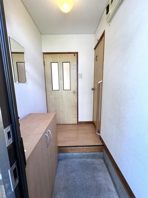 2LDK Apartment for Rent in Quiet Asahikawa, Hokkaido - Thumbnail 3