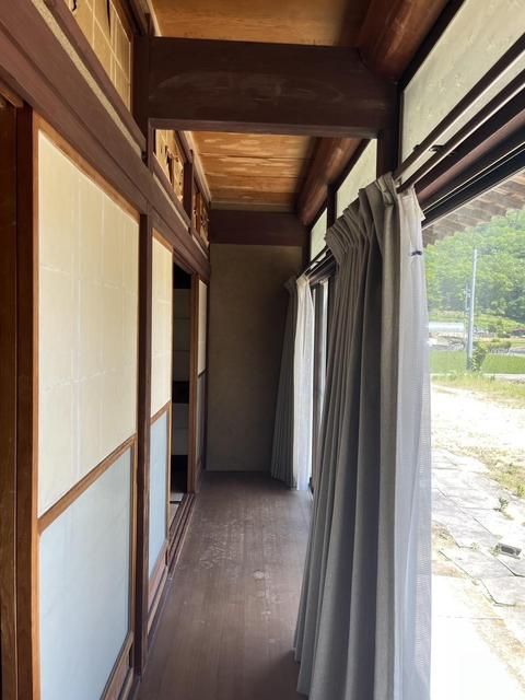 8DK House with Solar Facility on 2073 sqm Land in Mihara, Hiroshima - Thumbnail 2