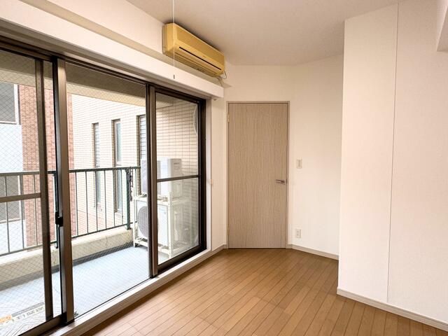 Duo Scala Asagaya II: 1DK Apartment in Suginami, Tokyo - Thumbnail 3