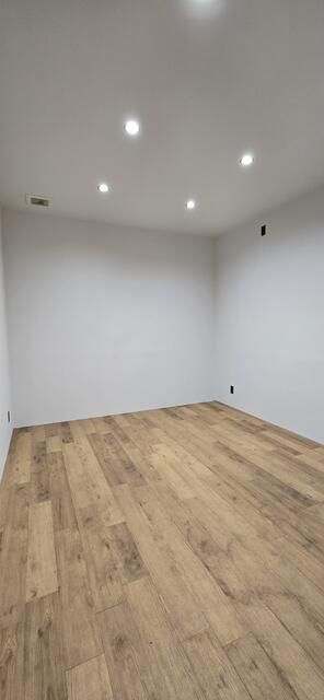 75m² Commercial Space for Rent in Sapporo Shiroishi - Thumbnail 2