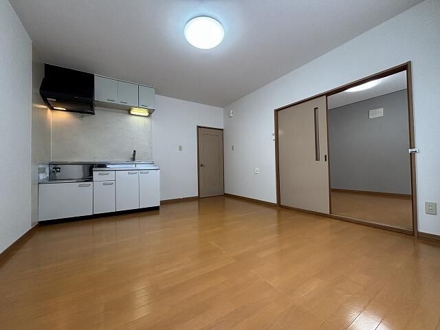 8-Unit Apartment Building for Sale in Takikawa, Hokkaido - Thumbnail 2