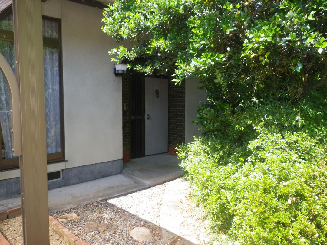 Spacious 5K House on Hillside Plot in Maniwa, Okayama - Thumbnail 3