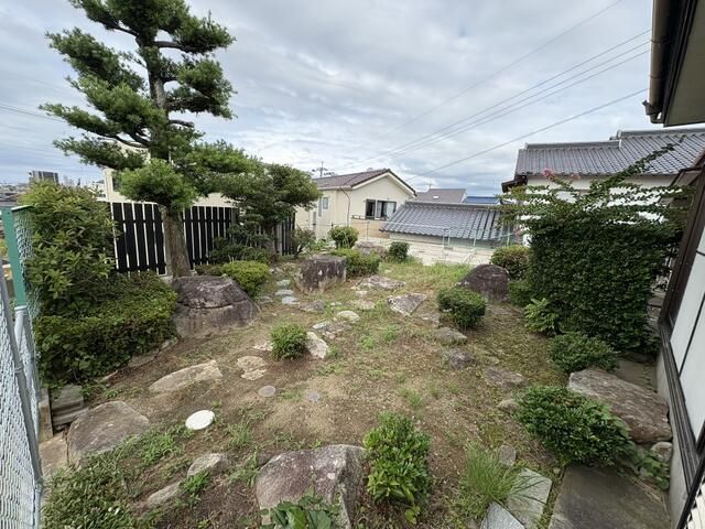 5DK House for Sale in Karatsu, Saga with 386 sqm Land - Image 7